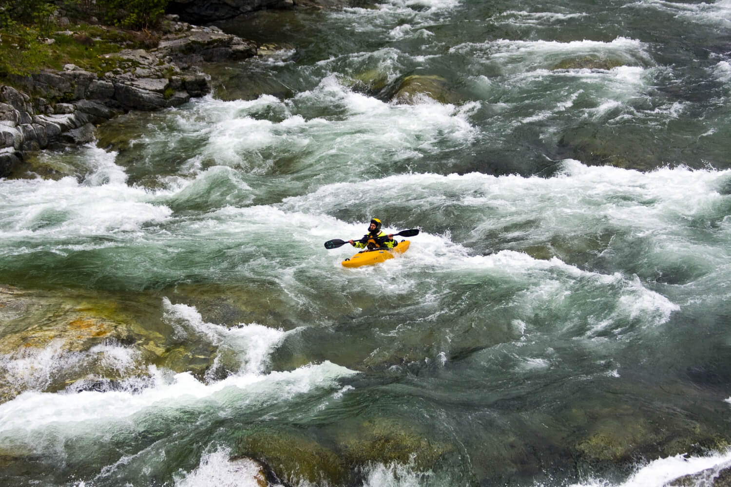 Rafting Nedir? Düzce Melen Çayı’nda Günübirlik Rafting Heyecanı!